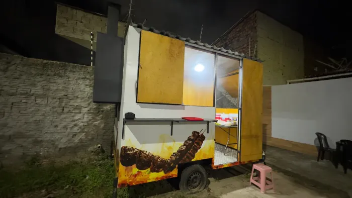 OPORTUNIDADE IMPERDÍVEL! TRAILER DE CHURRASQUINHO À VENDA