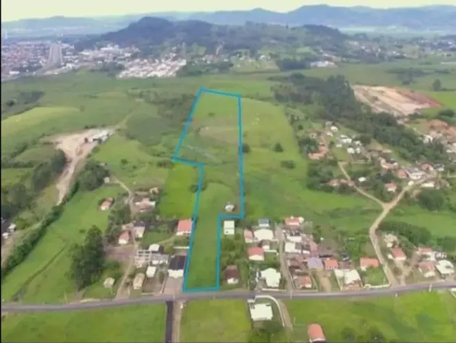 Terreno próximo a BR