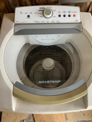 Máquina de lavar roupas Brastemp 11 KG 110v