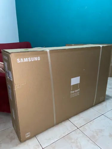 Smart TV 55" QLED 4K The Serif 55LS01B branca