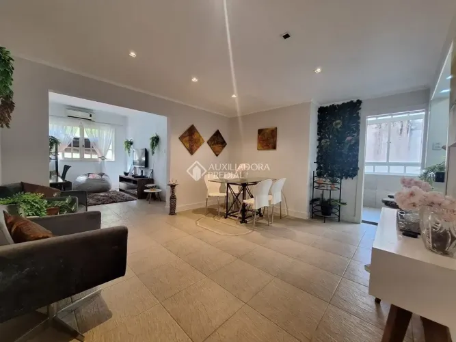 Apartamento mobiliado 3 D transformado em 2 sendo 1 suíte e closet, cozinha americana e v
