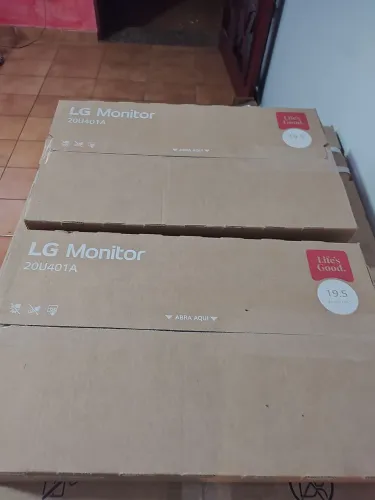 Vende se novo na caixa