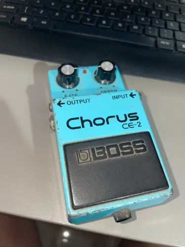 Boss CE2 pedal de guitarra 