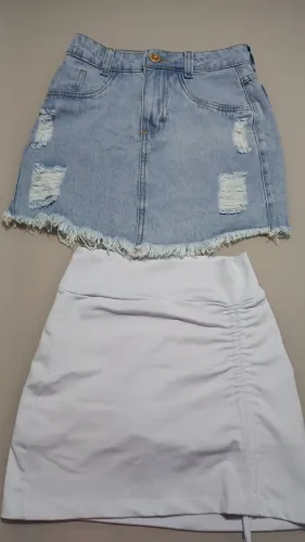 2 Saias Jeans e Polimiada Seminovas