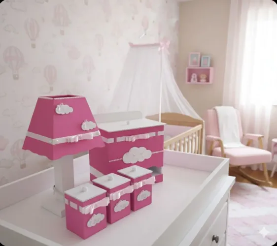 Kit Higiene Bebê nuvem em MDF Porta Fraldas/Abajur/Trio de Potes