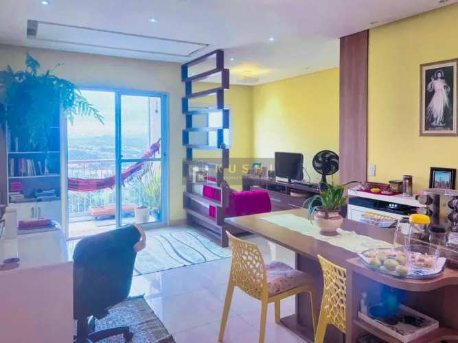 Apartamento à venda em Valinhos, Vila Faustina II, com 2 quartos, com 80 m²