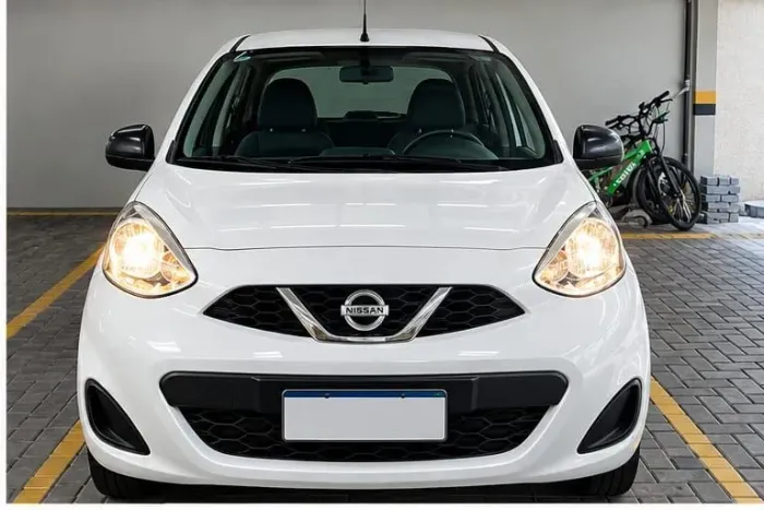 Nissan March S 1.0 12V Flex 5P 2016