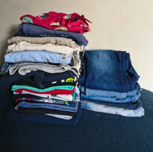 Vendo Lote de roupa menino 8 e 10 anos