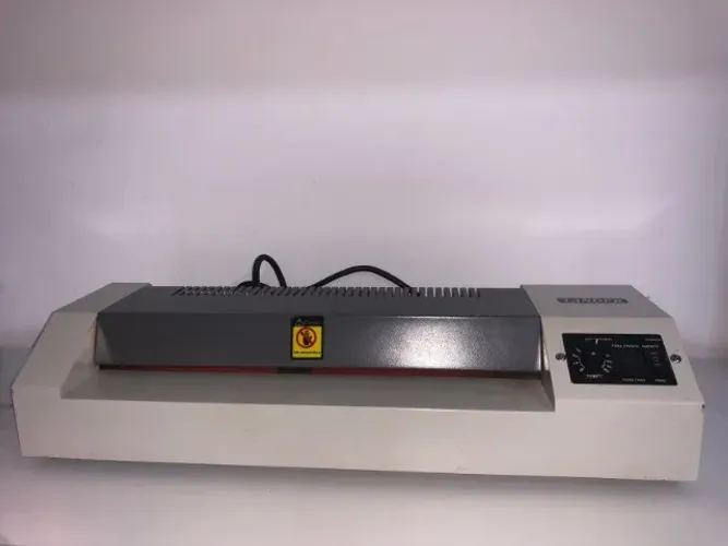 Plastificadora A4 tander