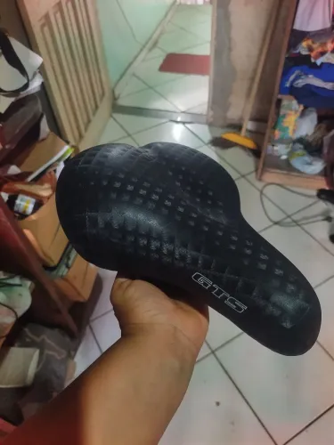 Selim (assento) acolchoado para bicicleta