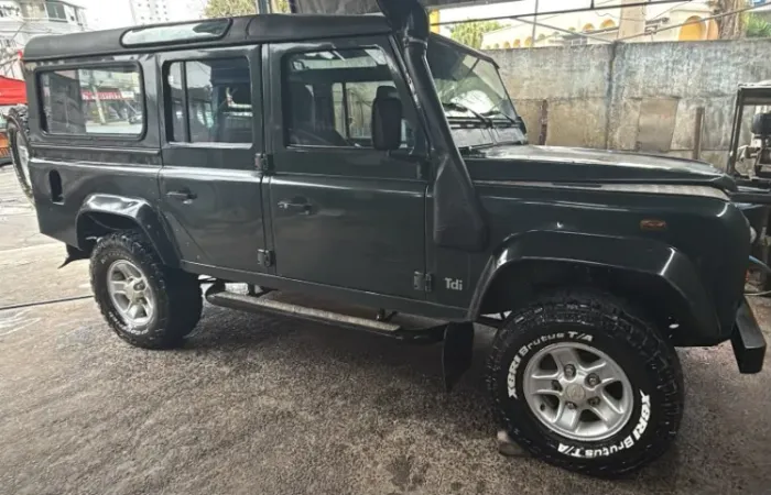 Land Rover Defender 110 TDI SW Diesel 2004