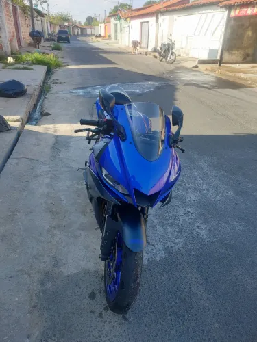 Yamaha YZF 321 ABS