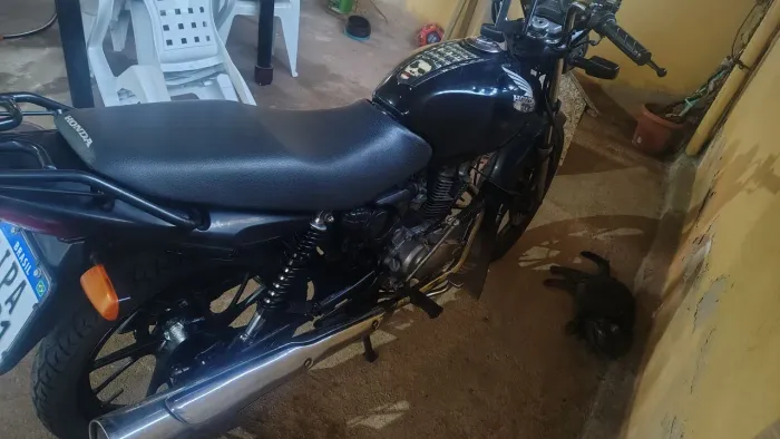 Titan 150