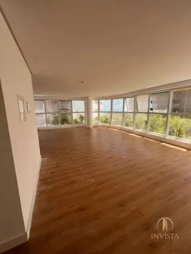 SALA EMPRESARIAL NO ALTIPLANO