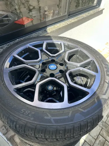 Rodas aro 22 com pneus XBRI novos