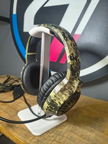 Headset gamer camuflado com RGB Novo