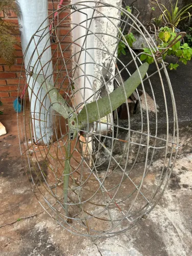 02 Ventilador granja 1m 0,5cv
