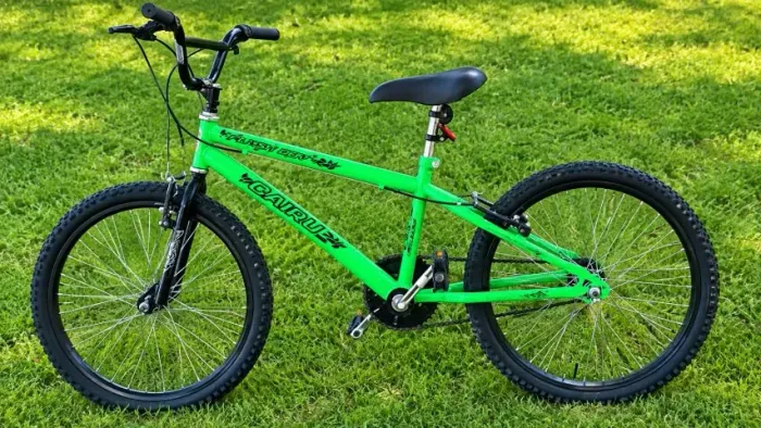 VENDO LINDA BICICLETA MARCA CAIRU FLASH BOY ARO 20
