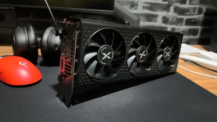 Placa de vídeo AMD RX 7600
