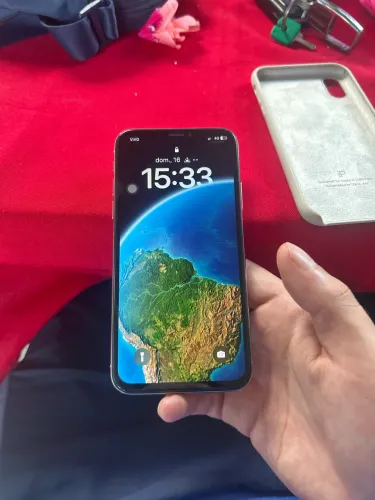 iPhone X branco 256GB