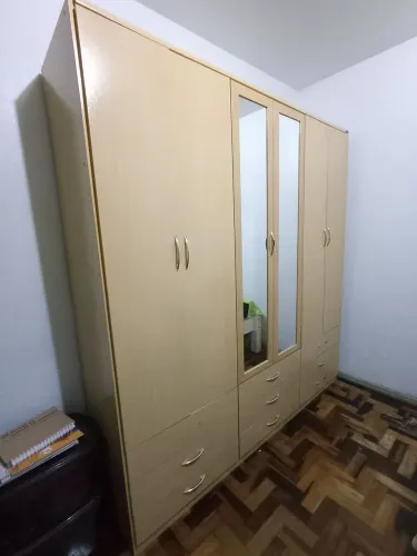 Guarda Roupa 6 portas