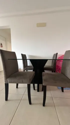 Mesa de jantar retangular