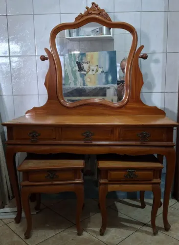 Penteadeira peroba amarela