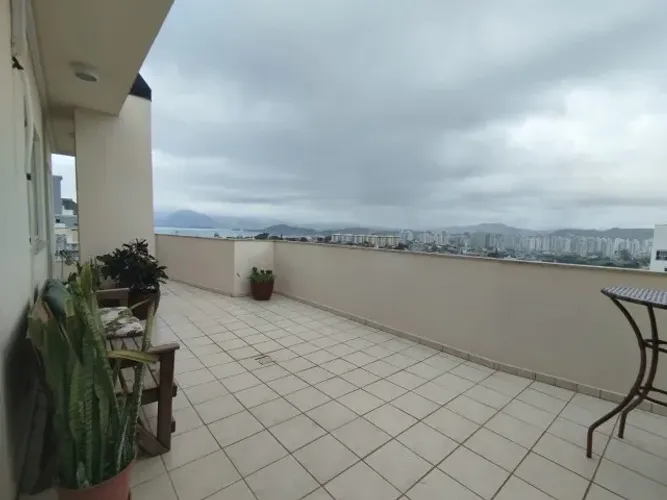 Cobertura Bairro estreito