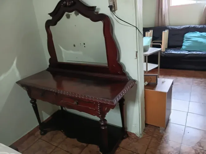 Vendo Penteadeira em boas condições