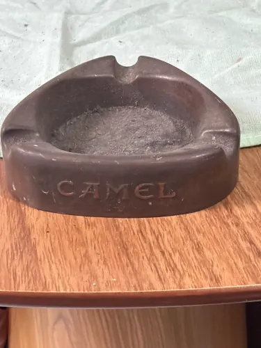 Cinzeiro camel plastico colecionável
