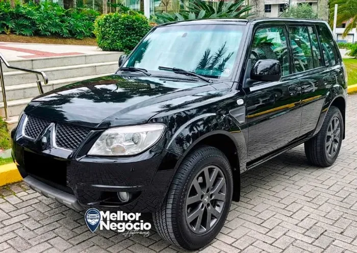 Mitsubishi Pajero TR4 2.0 Flex 16V 4X2 Aut. 2015