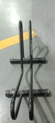Suporte de chão de bicicleta