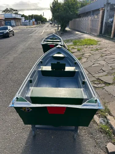 Barco de fibra