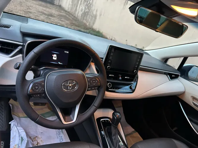 Toyota Corolla Altis Prem. Hybrid 1.8 Flex AUT 2022