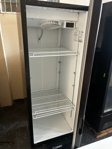 CERVEJEIRA 570 LITROS FREZER VERTICAL GELOPAR 220v GELA MUITO