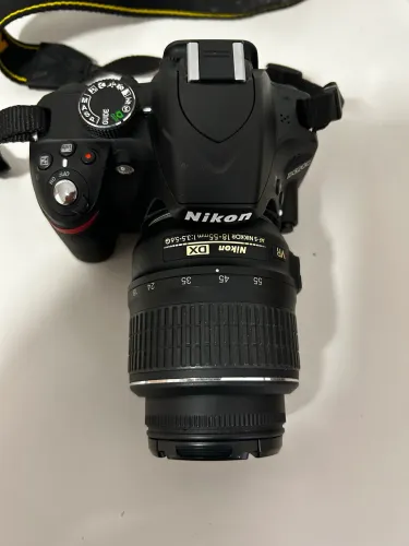 Nikon D3200 + Lente 18-55mm VR