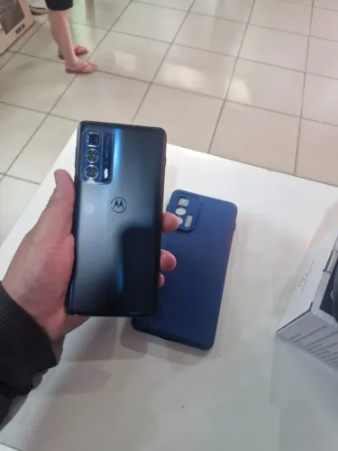 Moto Edge 20 pro 5g 256/12gb de RAM c/NFC OFERTA 
