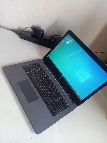 Notebook hp intel core i3 + ssd 128gb + hd 1tb + 8gb de ram ddr4  bateria 2hr com garantia