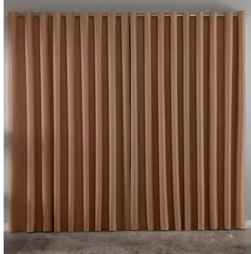 Cortina Blackout nova Avelã 4,00 X 2,80<br>Avelã 4,00 X 2,80<br>80,00