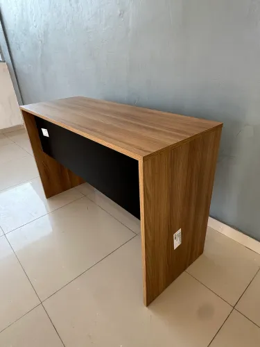 Vendo mesa de escritório em MDF fabricação própria!