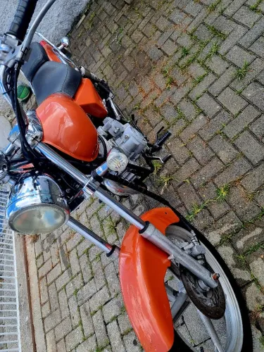 VENDO MOTO IMPECÁVEL - Dafra Kansas 150cc - Ano 2009 