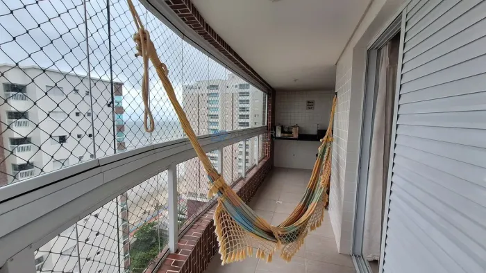 Apartamento à venda no Centro de Mongaguá com vista mar