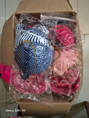 Lote com com 44 lingerie