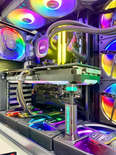 PC GAMER RTX 4070