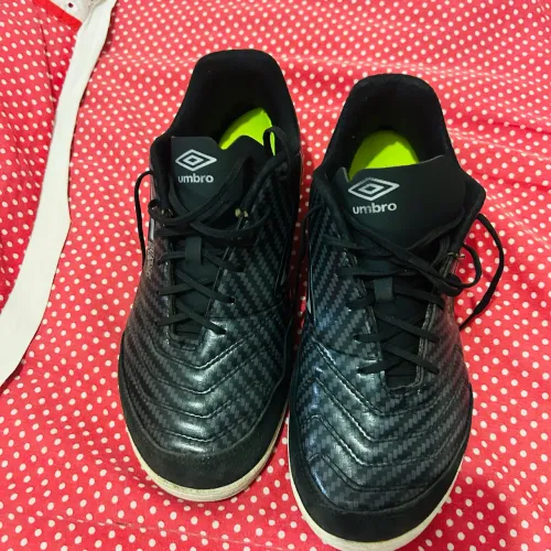 Umbro bump 5 pro club