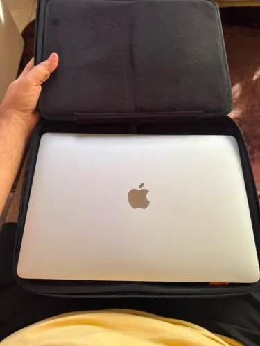 Macbook Pro i5