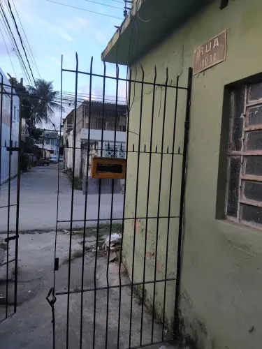 casa no engenho do meio próx. ao posto de saúde