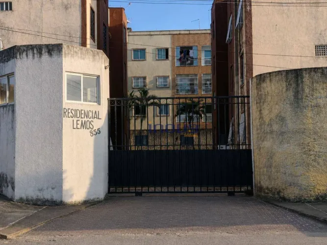 Apartamento com 2 dormitórios para alugar, 45 m² por R$ 1.600,00/mês - Grilo - Caucaia/CE