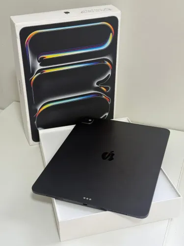 iPad Pro M4 13" 512GB Wi-Fi Semi-novo