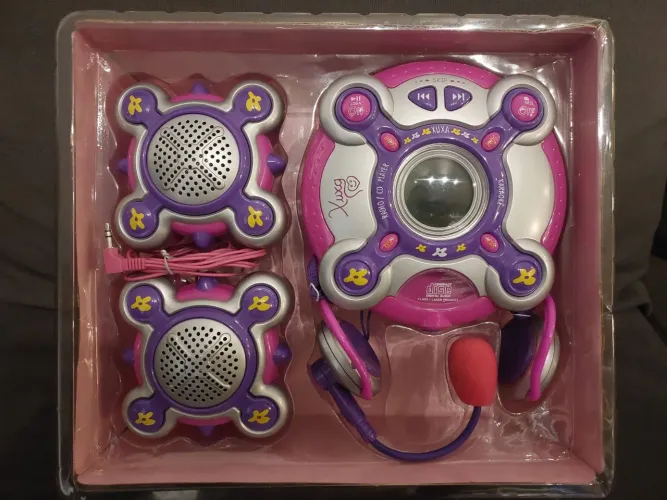 Brinquedo Xuxa Anos 90 Funcionando Parcialmente: Rádio FM OK. Discman e Display NÃO!